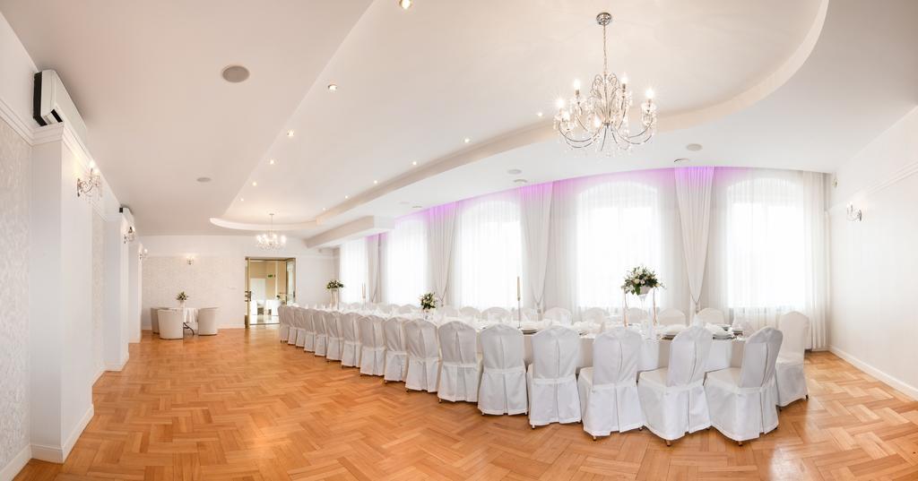 Hotel Piemont Pabianice Buitenkant foto